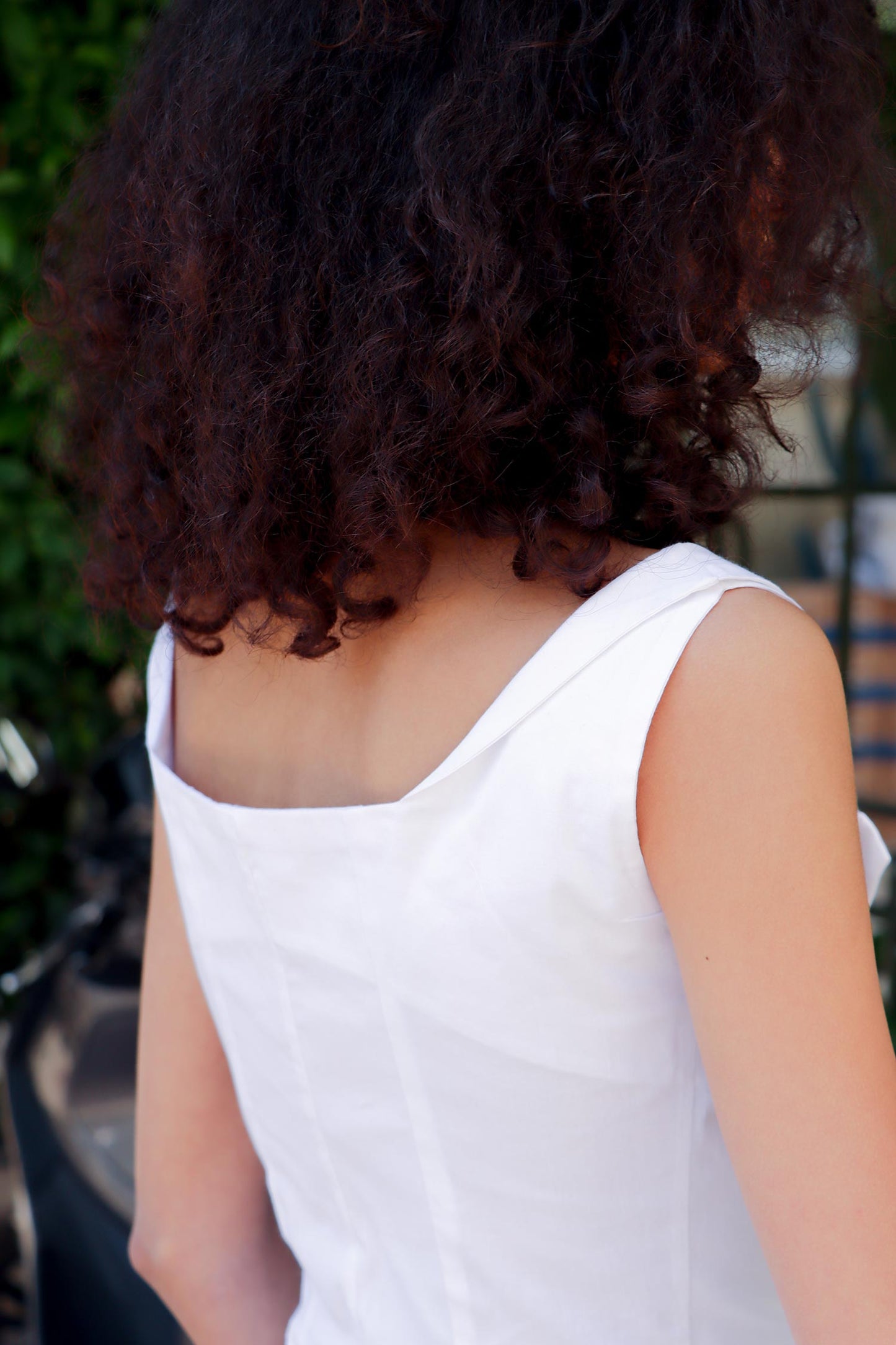 Sleeveless Peplum Shirt - White